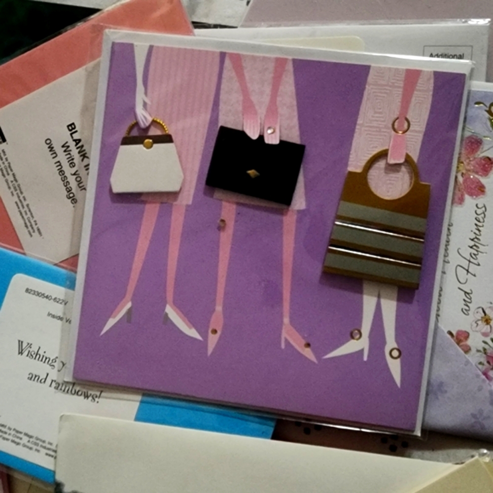 Assorted Greeting Cards Collection - Picture 4 of 8